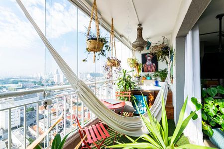 Varanda Gourmet de apartamento à venda com 2 quartos, 70m² em Cambuci, São Paulo