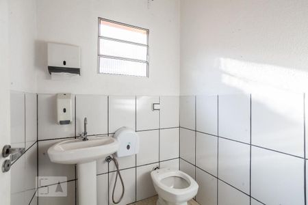 Casa à venda com 220m², 3 quartos e 3 vagasBanheiro da Suíte