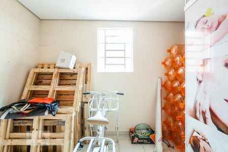 Casa à venda com 220m², 3 quartos e 3 vagasQuarto de Serviço