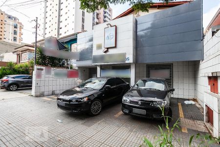Casa à venda com 220m², 3 quartos e 3 vagasFachada