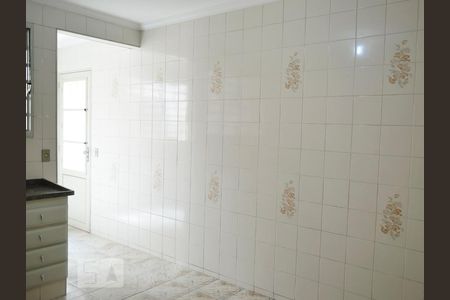 Casa à venda com 220m², 4 quartos e 3 vagasCozinha