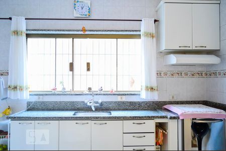 Casa à venda com 220m², 4 quartos e 3 vagasCozinha