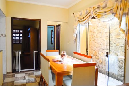 Casa à venda com 220m², 4 quartos e 3 vagasSala de Jantar