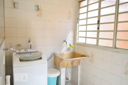 Casa à venda com 220m², 4 quartos e 3 vagasÁrea de Serviço