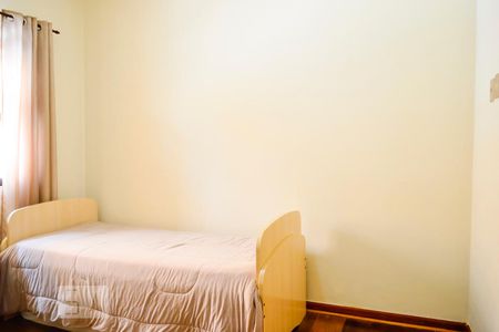 Casa à venda com 220m², 4 quartos e 3 vagasQuarto 2