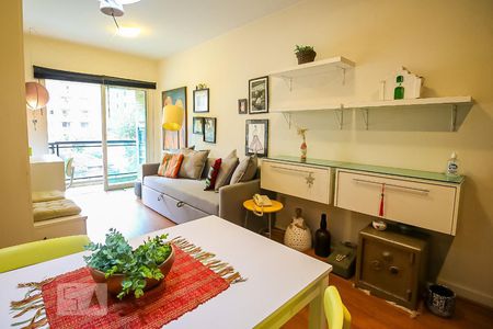 Sala de apartamento à venda com 1 quarto, 45m² em Brooklin Paulista, São Paulo
