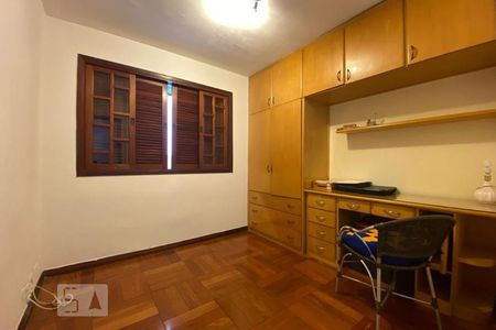 Casa à venda com 143m², 4 quartos e 3 vagasQuarto 2