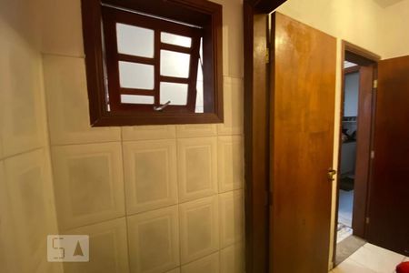 Casa à venda com 143m², 4 quartos e 3 vagasBanheiro de Serviço