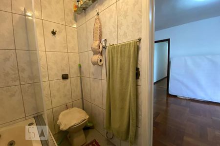 Casa à venda com 143m², 4 quartos e 3 vagasBanheiro da Suíte 1