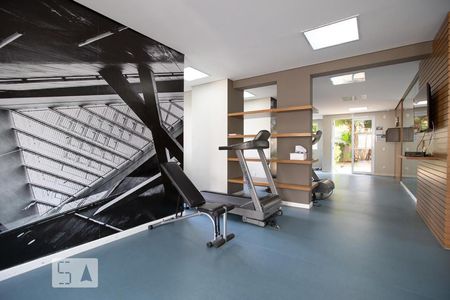 Apartamento à venda com 45m², 2 quartos e 1 vagaÁrea comum - Academia