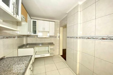 Apartamento à venda com 63m², 2 quartos e sem vaga Apartamento à venda com 63m², 2 quartos e sem vagaCozinha - Armários
