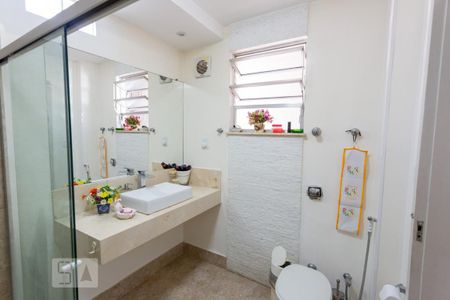 Apartamento à venda com 75m², 2 quartos e sem vagaBanheiro