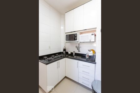 Apartamento à venda com 75m², 2 quartos e sem vagaCozinha