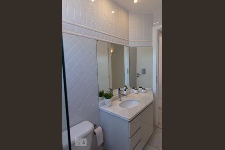 Apartamento à venda com 389m², 4 quartos e 4 vagasBanheiro Corredor