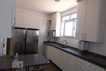Apartamento à venda com 389m², 4 quartos e 4 vagasCozinha
