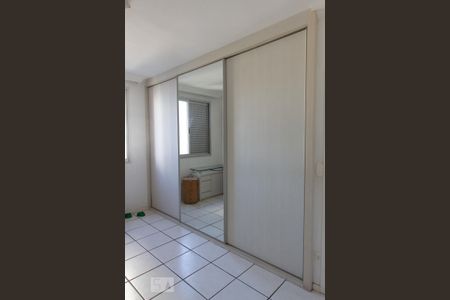 Apartamento à venda com 389m², 4 quartos e 4 vagasQuarto 2
