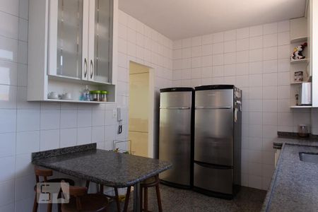 Apartamento à venda com 389m², 4 quartos e 4 vagasCozinha