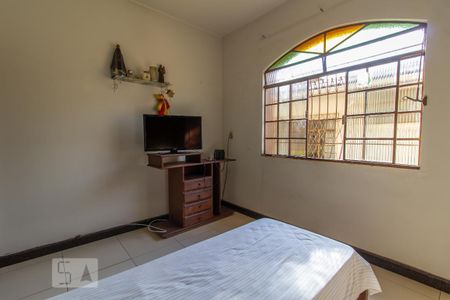 Casa à venda com 400m², 4 quartos e 3 vagas Casa à venda com 400m², 4 quartos e 3 vagasQuarto 3