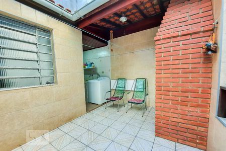 Casa à venda com 145m², 3 quartos e 2 vagas Casa à venda com 145m², 3 quartos e 2 vagasVaranda Gourmet