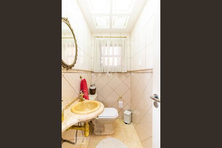 Apartamento à venda com 420m², 3 quartos e 2 vagas Apartamento à venda com 420m², 3 quartos e 2 vagasLavabo