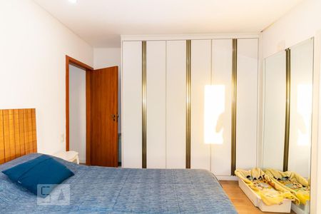 Apartamento à venda com 420m², 3 quartos e 2 vagas Apartamento à venda com 420m², 3 quartos e 2 vagasSuíte