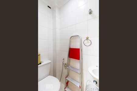 Apartamento à venda com 420m², 3 quartos e 2 vagas Apartamento à venda com 420m², 3 quartos e 2 vagasBanheiro de Serviço