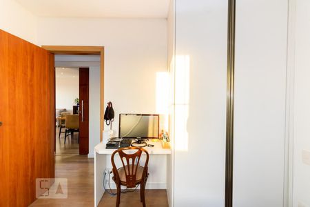 Apartamento à venda com 420m², 3 quartos e 2 vagas Apartamento à venda com 420m², 3 quartos e 2 vagasQuarto 2