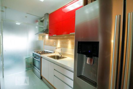 Apartamento à venda com 79m², 2 quartos e 2 vagas Apartamento à venda com 79m², 2 quartos e 2 vagasCozinha