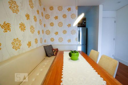 Apartamento à venda com 79m², 2 quartos e 2 vagas Apartamento à venda com 79m², 2 quartos e 2 vagasSala de Jantar