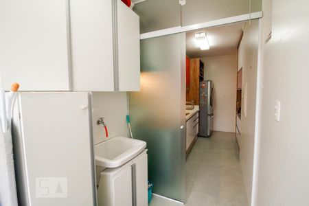 Apartamento à venda com 79m², 2 quartos e 2 vagas Apartamento à venda com 79m², 2 quartos e 2 vagasÁrea de Serviço