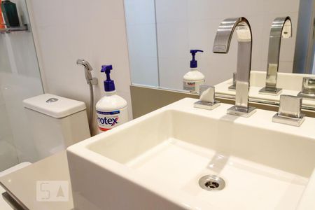 Apartamento à venda com 79m², 2 quartos e 2 vagas Apartamento à venda com 79m², 2 quartos e 2 vagasPia