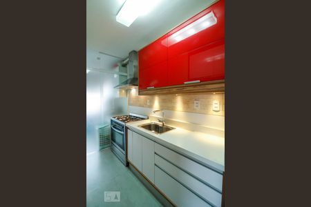 Apartamento à venda com 79m², 2 quartos e 2 vagas Apartamento à venda com 79m², 2 quartos e 2 vagasCozinha