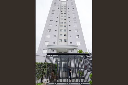 Apartamento para alugar com 62m², 2 quartos e 1 vaga Apartamento para alugar com 62m², 2 quartos e 1 vagaFachada