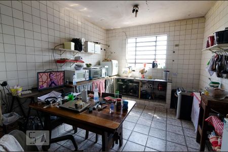Casa à venda com 434m², 4 quartos e 7 vagas Casa à venda com 434m², 4 quartos e 7 vagasCozinha