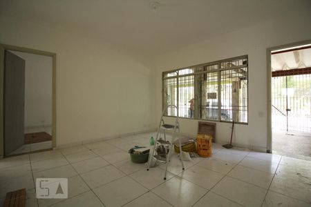 Sala de casa para alugar com 2 quartos, 125m² em Vila Natalia, São Paulo