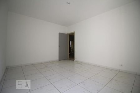 Dormitório 1 de casa para alugar com 2 quartos, 125m² em Vila Natalia, São Paulo