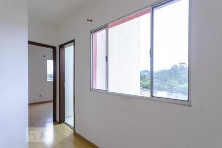 Sala  de apartamento para alugar com 2 quartos, 60m² em Vila Mogilar, Mogi das Cruzes
