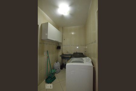 Apartamento à venda com 72m², 2 quartos e 1 vagaÁrea de Serviço