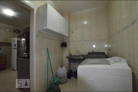 Apartamento à venda com 72m², 2 quartos e 1 vagaÁrea de Serviço