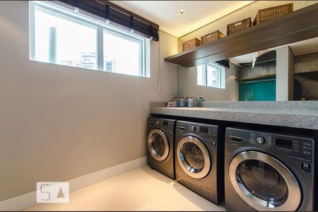 Apartamento à venda com 39m², 1 quarto e 1 vaga Apartamento à venda com 39m², 1 quarto e 1 vagaLavanderia