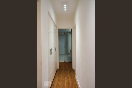 Apartamento à venda com 240m², 4 quartos e 2 vagasCorredor