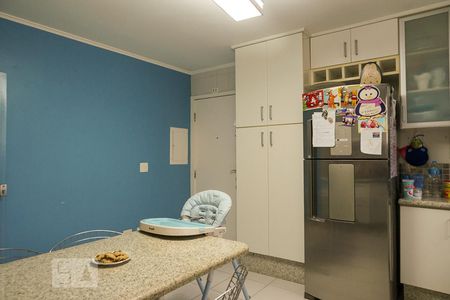 Apartamento à venda com 240m², 4 quartos e 2 vagasCozinha