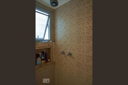 Apartamento à venda com 240m², 4 quartos e 2 vagasBanheiro da Suíte 1