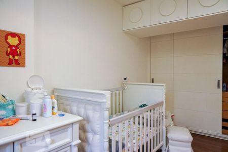 Apartamento à venda com 240m², 4 quartos e 2 vagasQuarto 3 