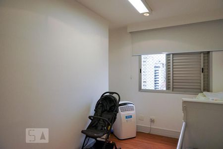 Apartamento à venda com 240m², 4 quartos e 2 vagasQuarto 3 