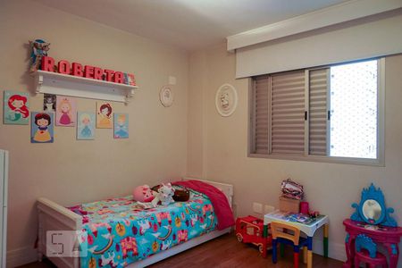 Apartamento à venda com 240m², 4 quartos e 2 vagasSuíte 2