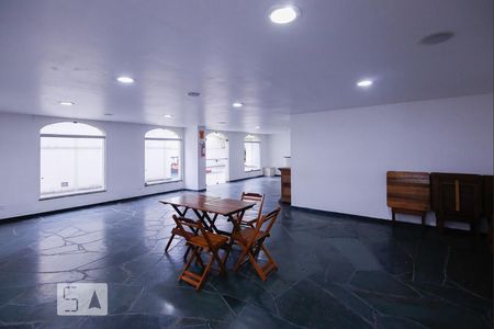 Apartamento à venda com 240m², 4 quartos e 2 vagasÁrea comum - Salão de festas