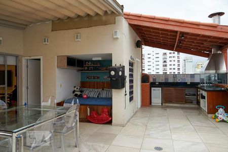 Apartamento à venda com 240m², 4 quartos e 2 vagasÁrea Externa