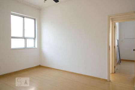 Sala de apartamento para alugar com 2 quartos, 60m² em Vila Isabel, Rio de Janeiro