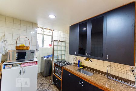 Apartamento à venda com 62m², 2 quartos e 1 vagaCozinha